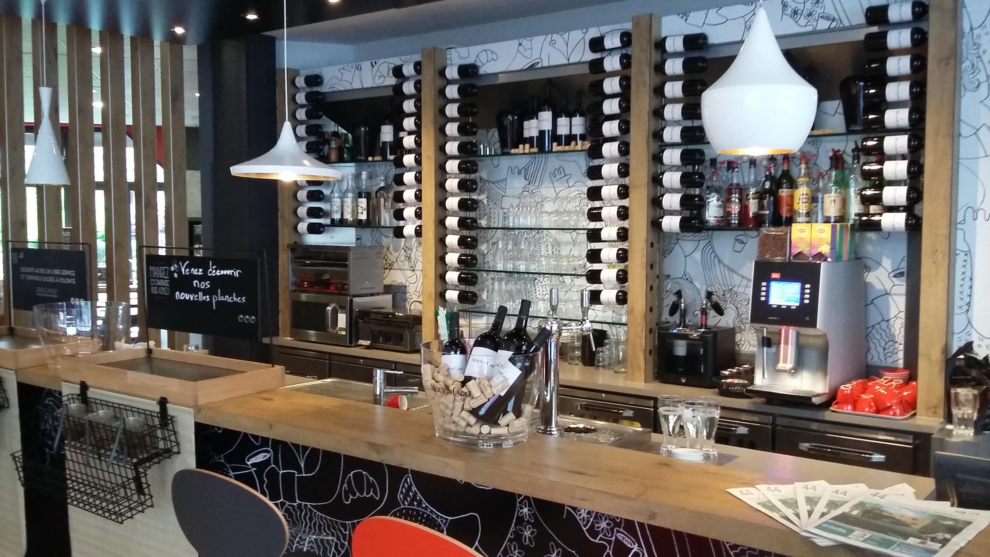 Ibis Nantes Centre Tour Bretagne Ξενοδοχείο Εξωτερικό φωτογραφία