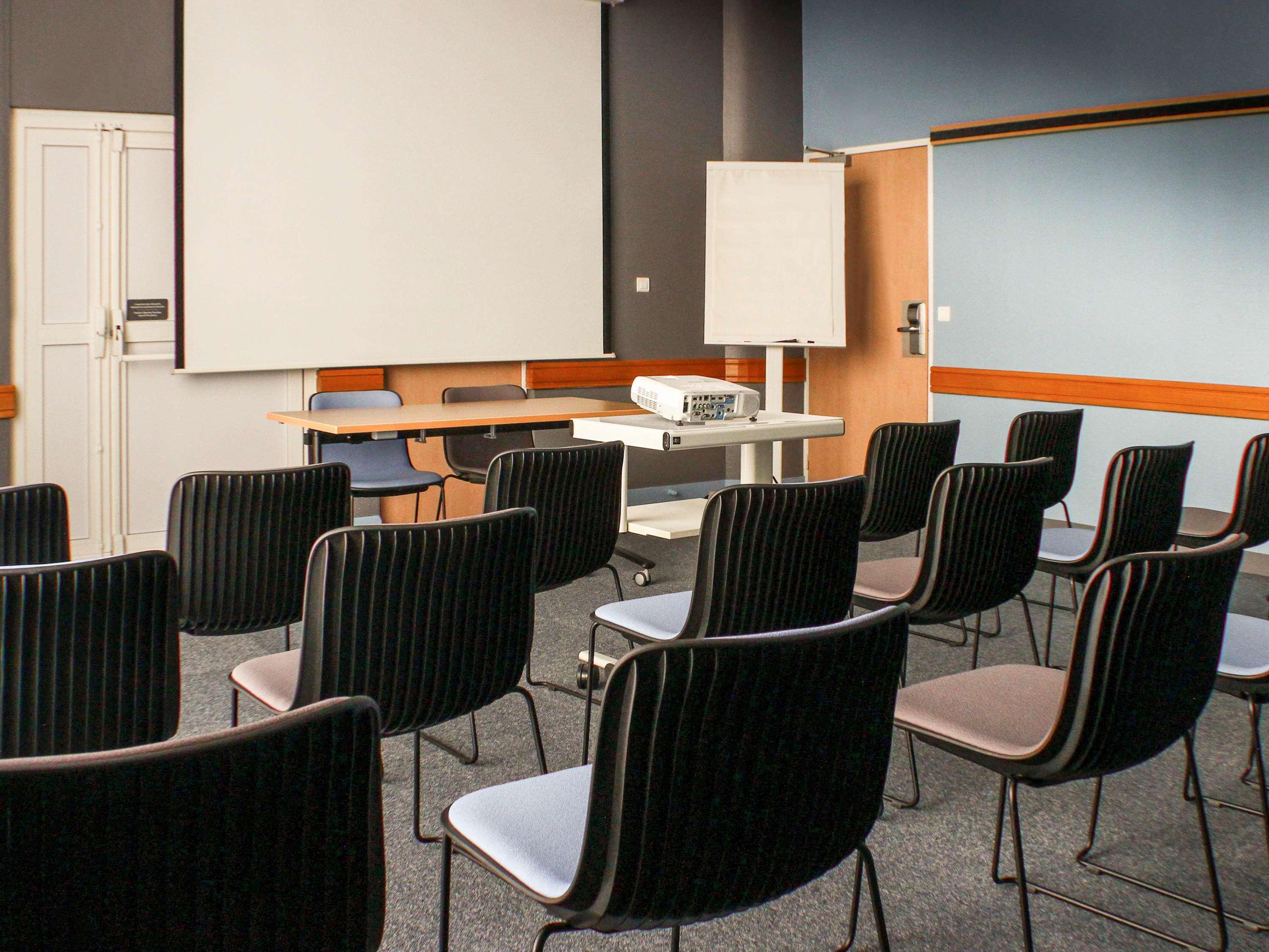 Ibis Nantes Centre Tour Bretagne Ξενοδοχείο Εξωτερικό φωτογραφία