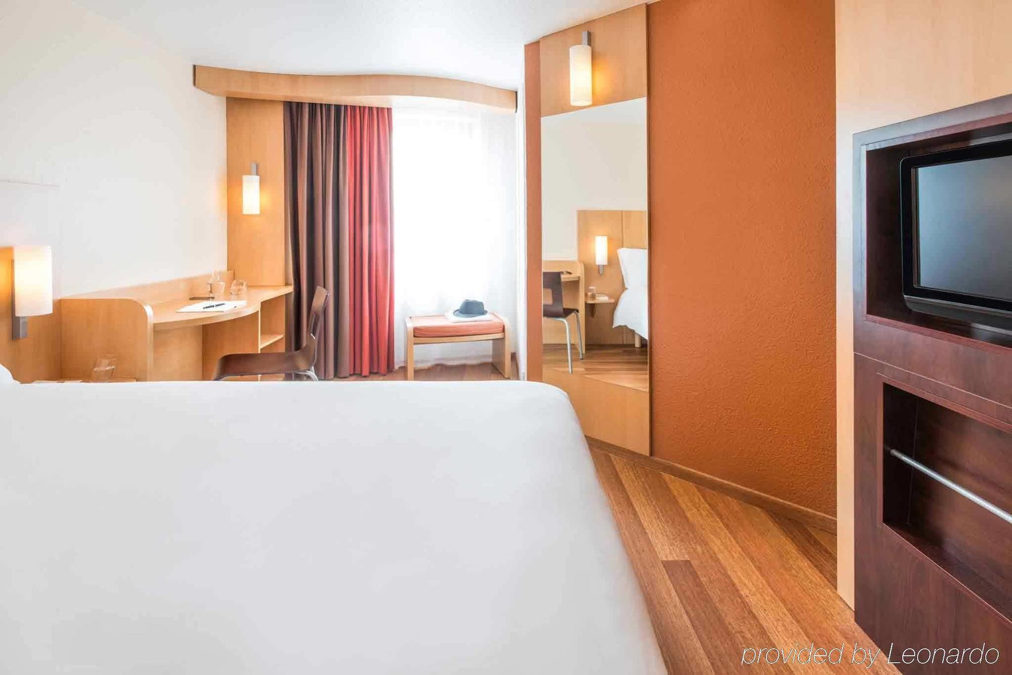 Ibis Nantes Centre Tour Bretagne Ξενοδοχείο Εξωτερικό φωτογραφία