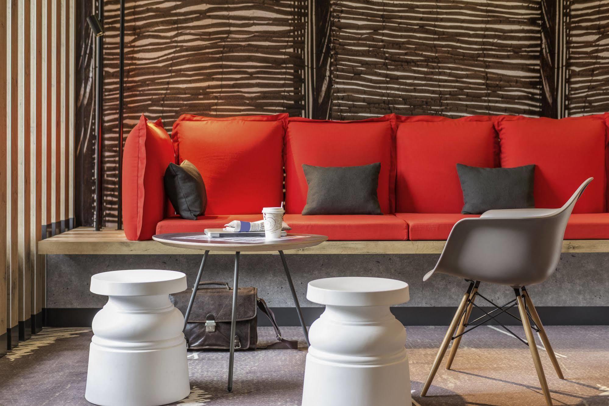 Ibis Nantes Centre Tour Bretagne Ξενοδοχείο Εξωτερικό φωτογραφία